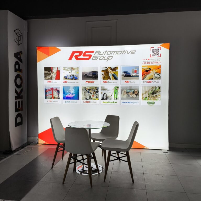 RS Otomotiv Fuar ve Kongre Tasarımı - 300x230 cm DS Lightbox Ürün Tasarımı